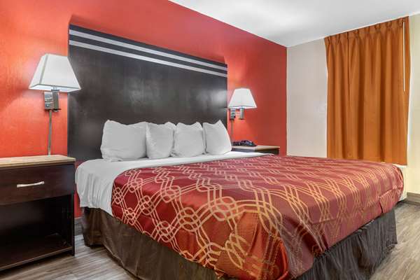 Econo Lodge Columbia Fort Jackson photo 2