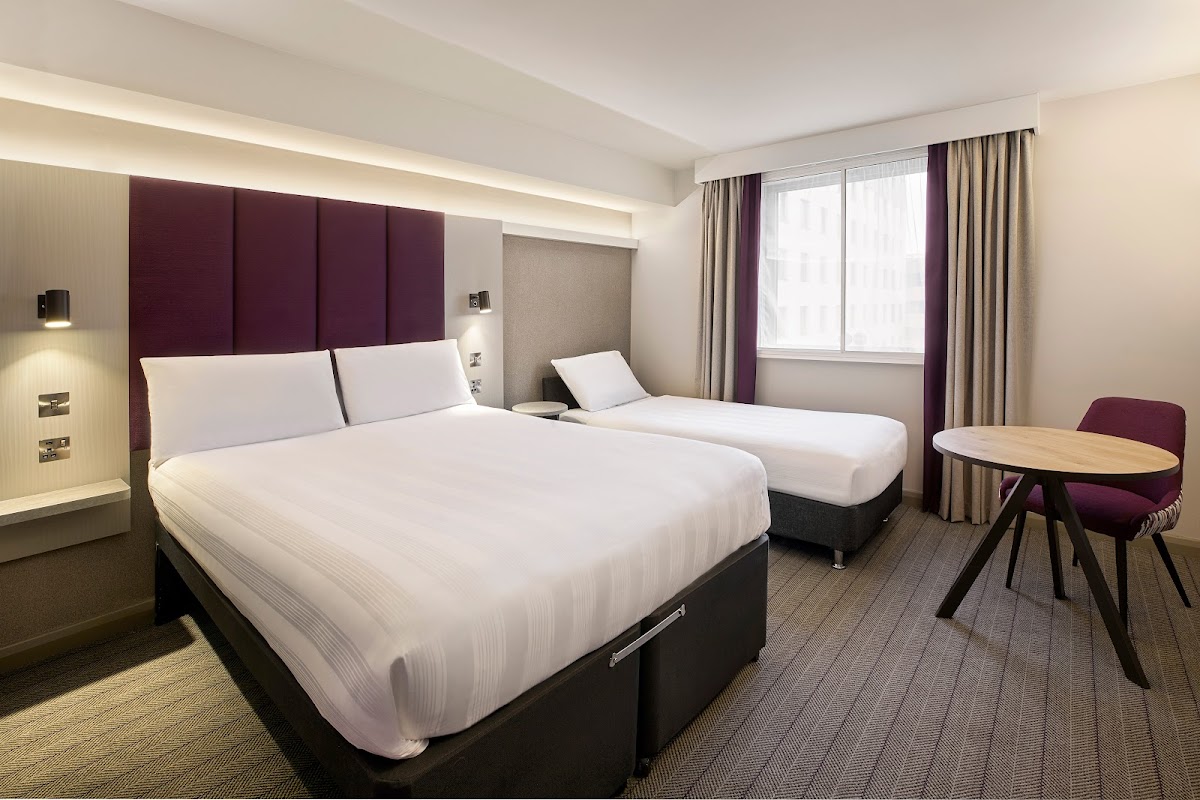 Premier Inn Coventry City Centre (Belgrade Plaza) hotel photo 3