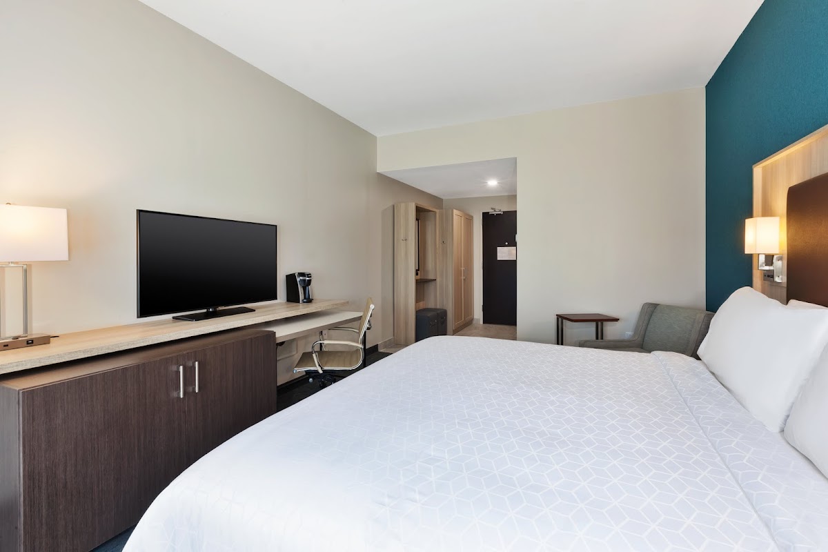 Holiday Inn Cookeville, an IHG Hotel photo 2