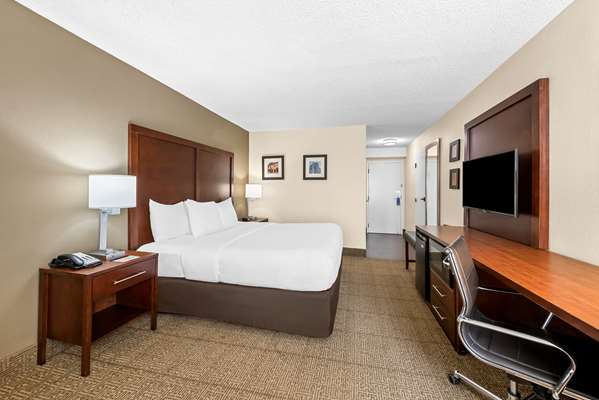 Comfort Inn & Suites Durham near Duke University photo 2