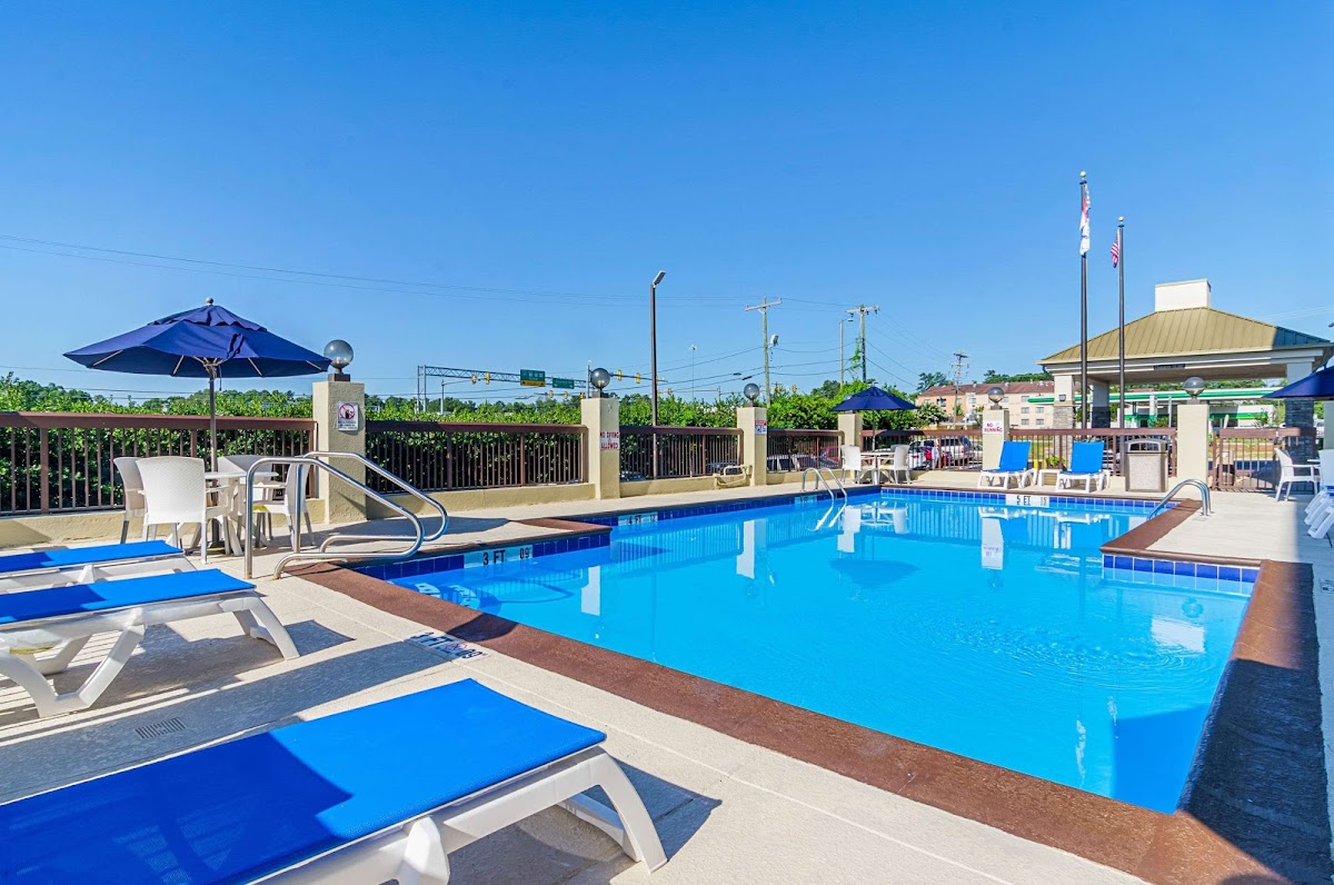 Comfort Inn & Suites Durham near Duke University photo 3