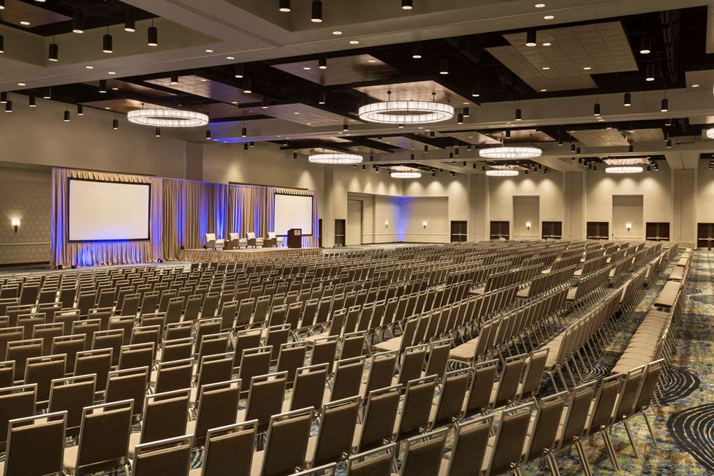 Embassy Suites by Hilton Denton Convention Center photo 2