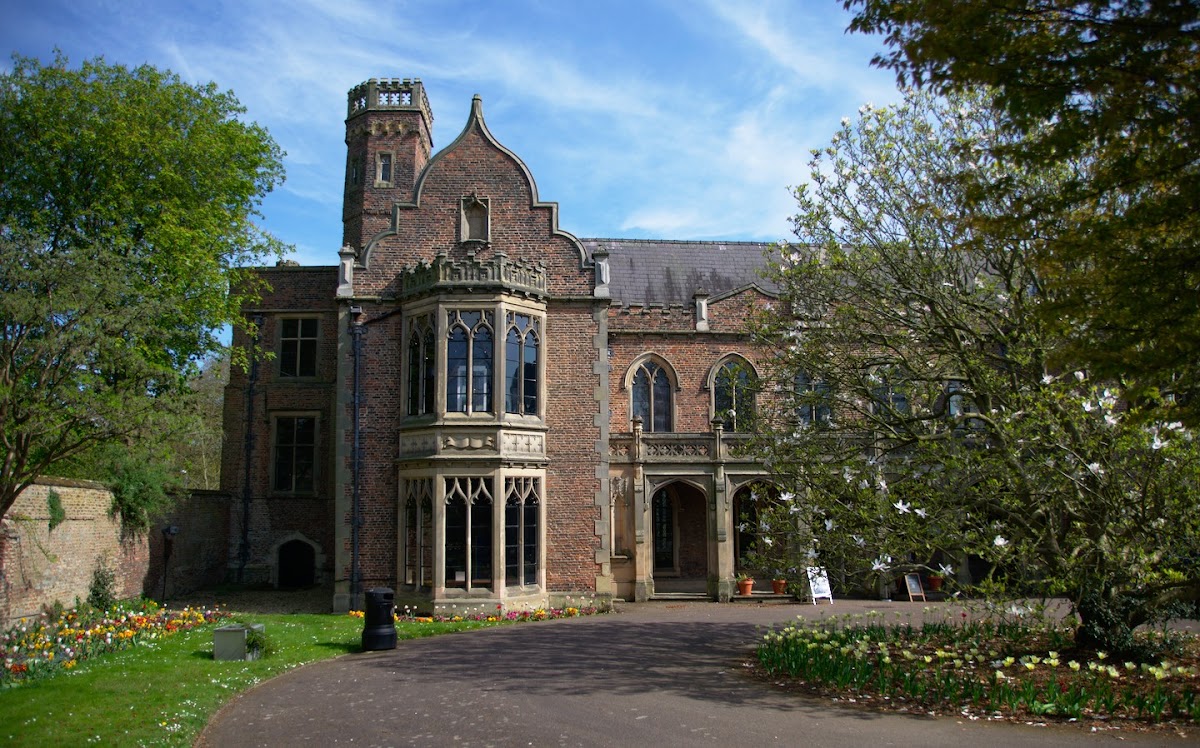 Ayscoughfee Hall Museum and Gardens