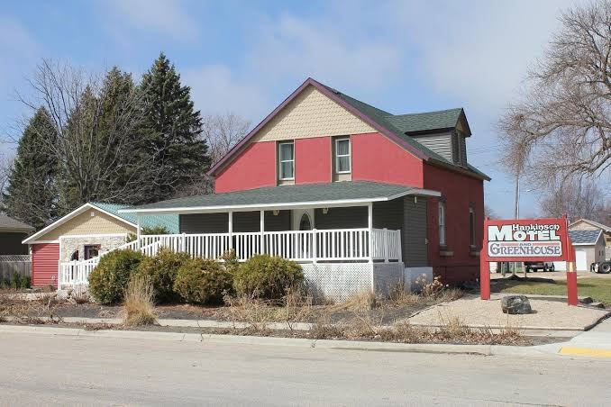 Hankinson Inn
