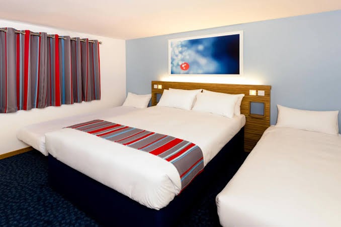 go2 Dundee Camperdown Hotel photo 2