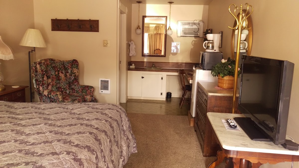 Rustler's Inn photo 2