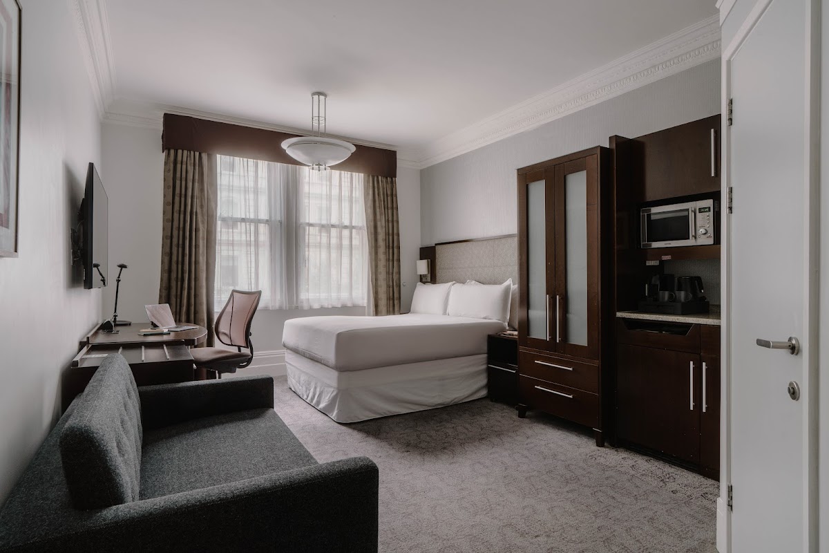 Club Quarters Hotel Trafalgar Square, London photo 2