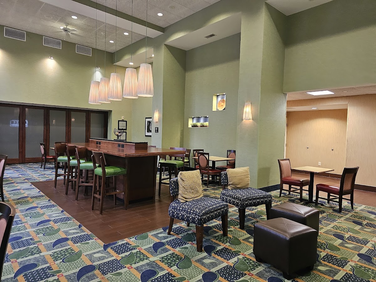 Hampton Inn & Suites Durham/North I-85 photo 3