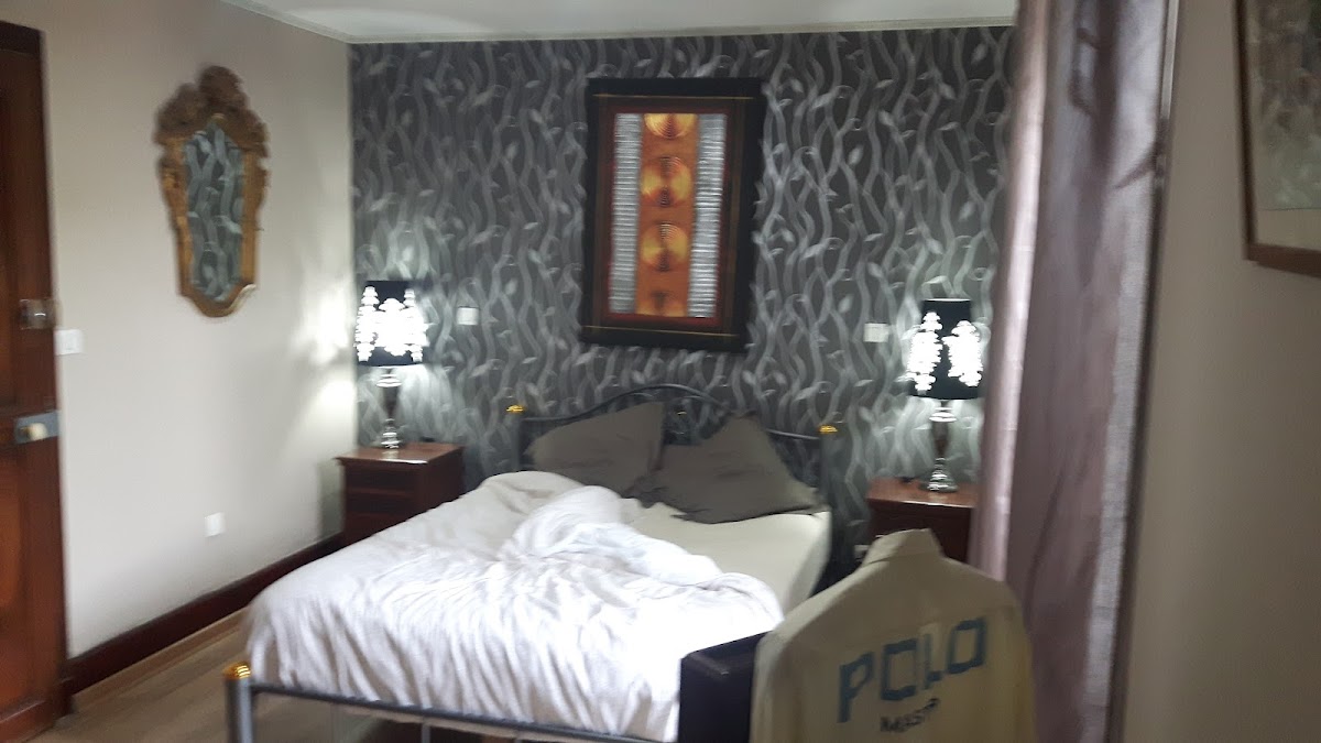 Room 8