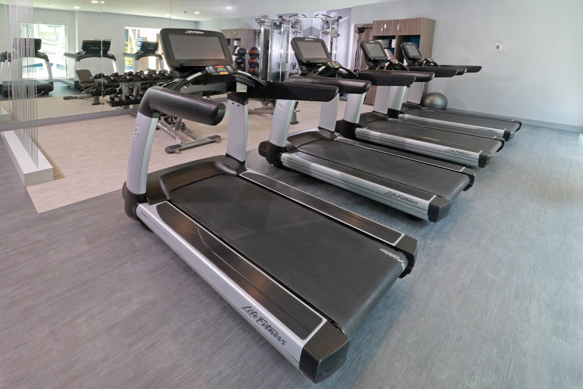 Crowne Plaza Leon by IHG photo 2