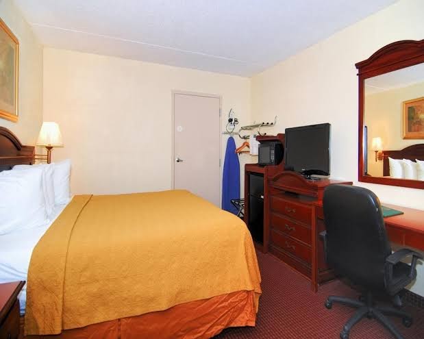 Quality Inn Goodlettsville photo 3