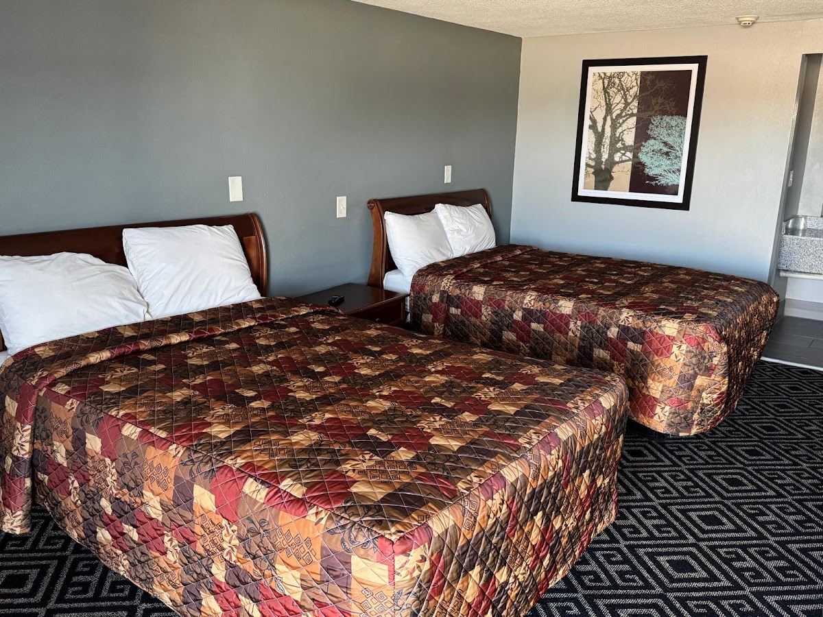 Budget Inn Columbus photo 2