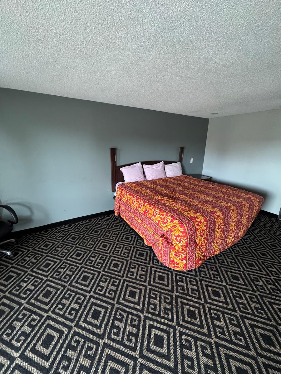 Budget Inn Columbus photo 3