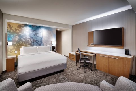 Courtyard by Marriott Atlanta Duluth Downtown photo 2