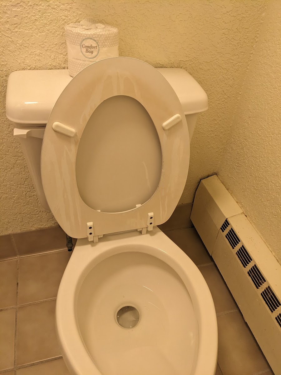La Quinta Inn & Suites by Wyndham Boston Somerville photo 3