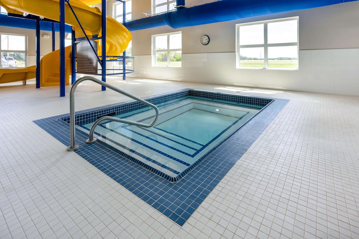 Microtel Inn and Suites by Wyndham Portage La Prairie photo 3