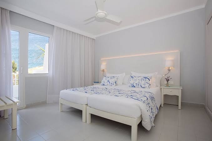 Room 4