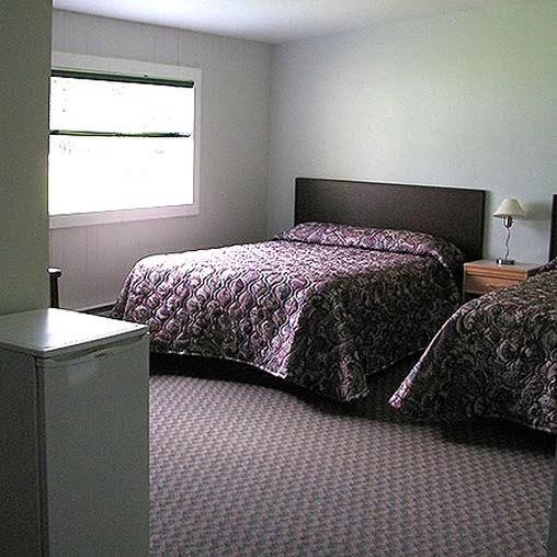 Bell Mountain Motel McBride photo 3