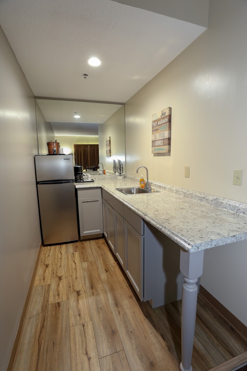 Country Hearth Inn & Suites Edwardsville St. Louis photo 3