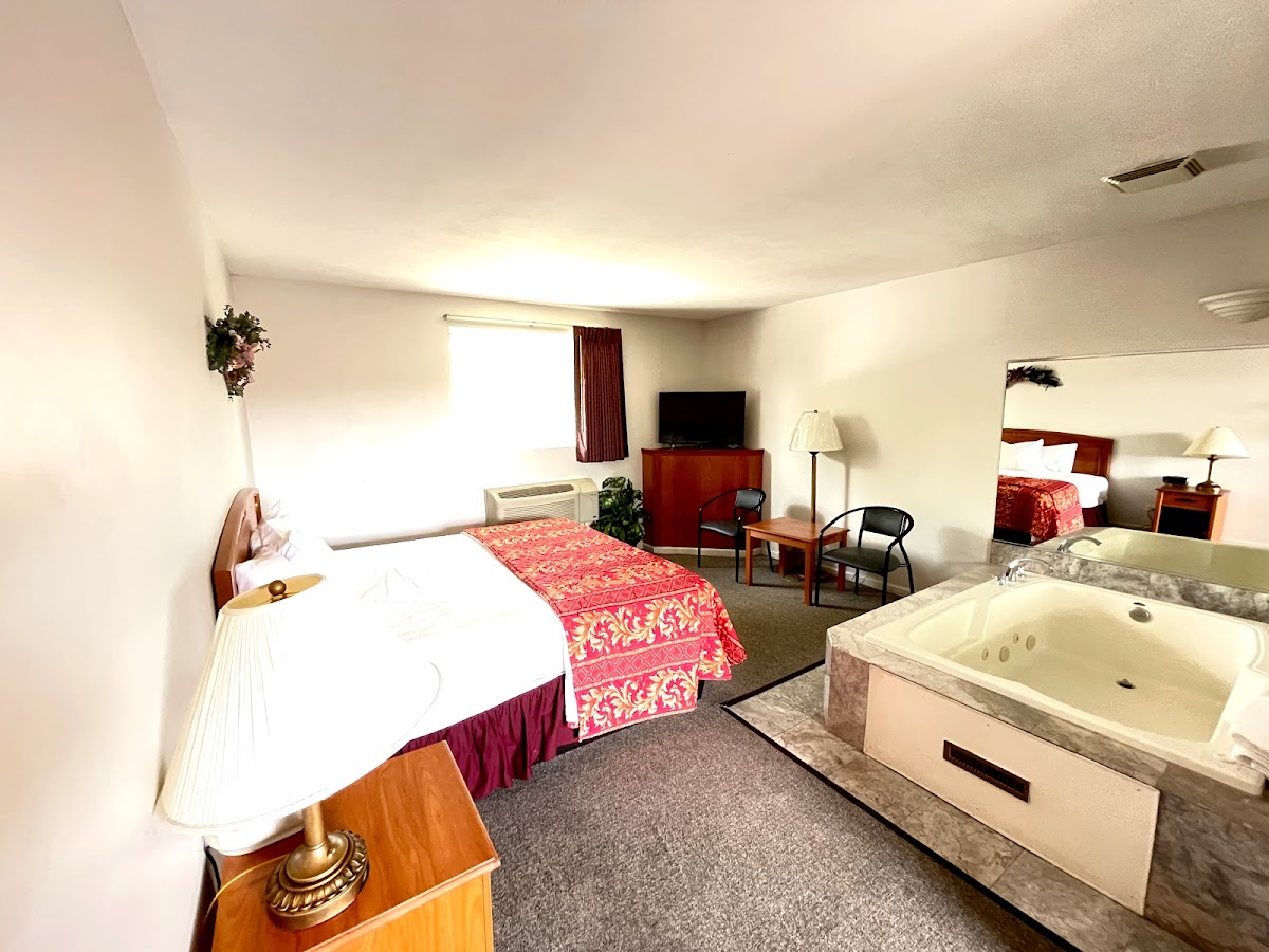 VIBE INN - WHIRLPOOL SUITES photo 2