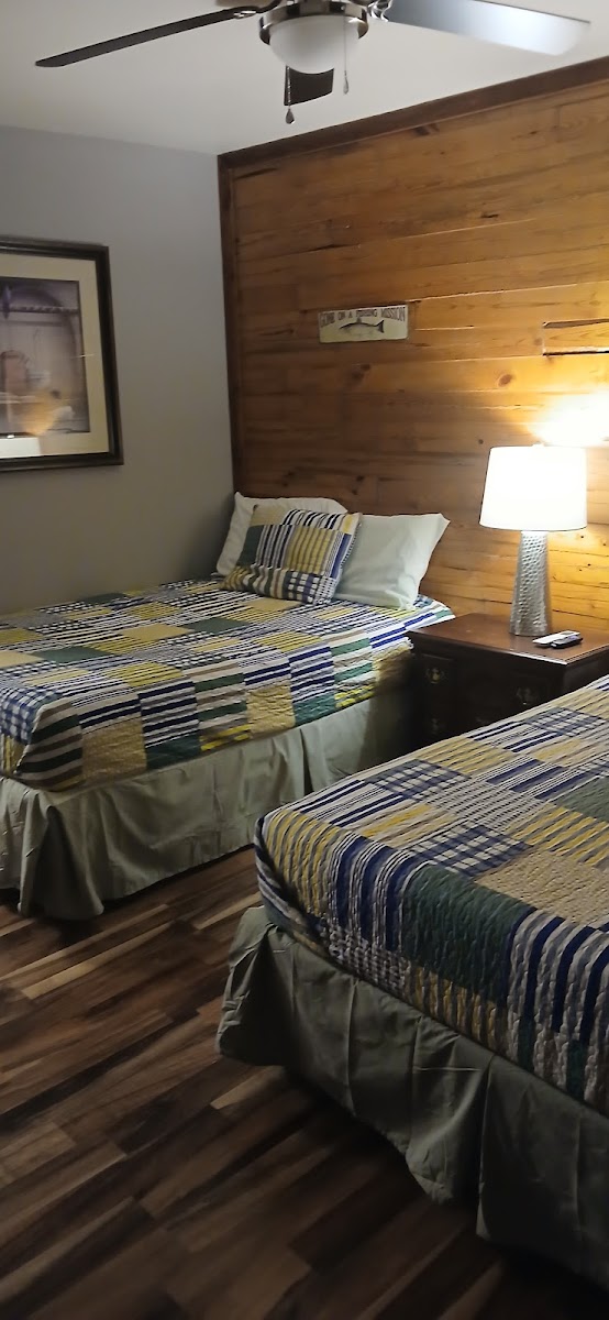 Sardis Lake Cabins LLC photo 2