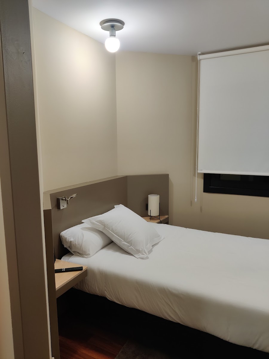Room 4