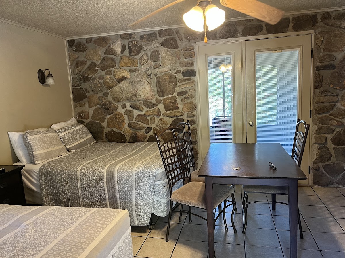 Jack's White River Fishing Resort photo 2
