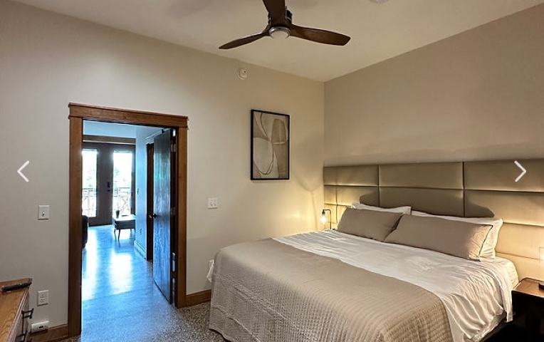 The Lodge Luxury Suites photo 2