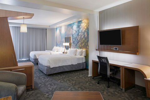 Courtyard by Marriott Battle Creek photo 2