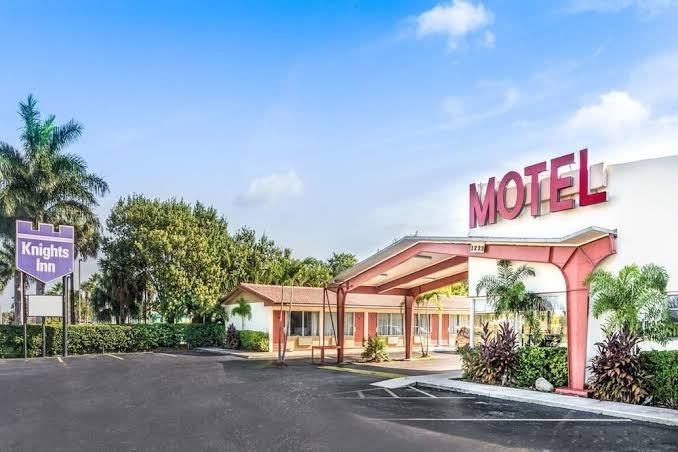 Econo Lodge Inn & Suites Florida City