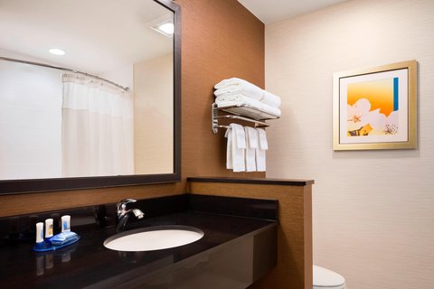 Fairfield by Marriott Inn & Suites Akron Fairlawn photo 2