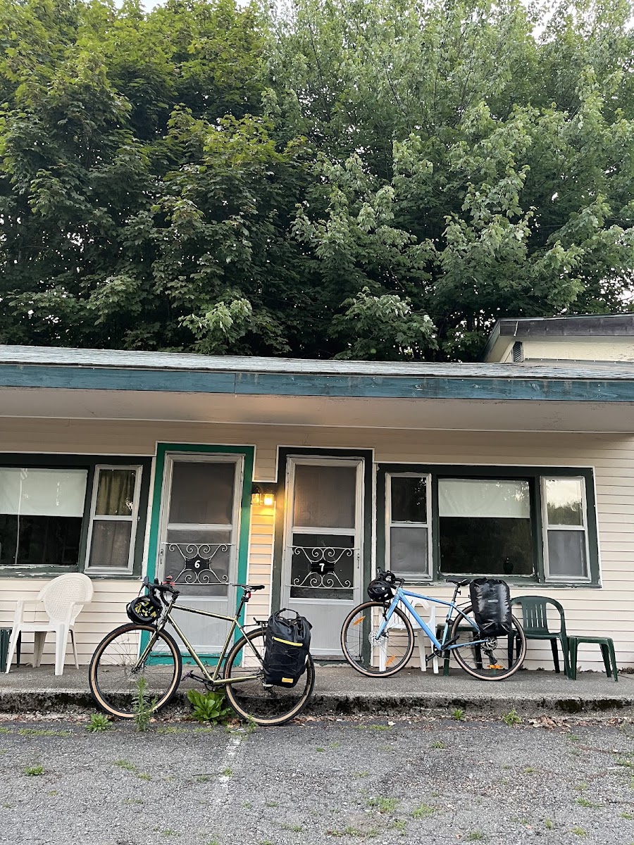 Rocky Ridge Motel