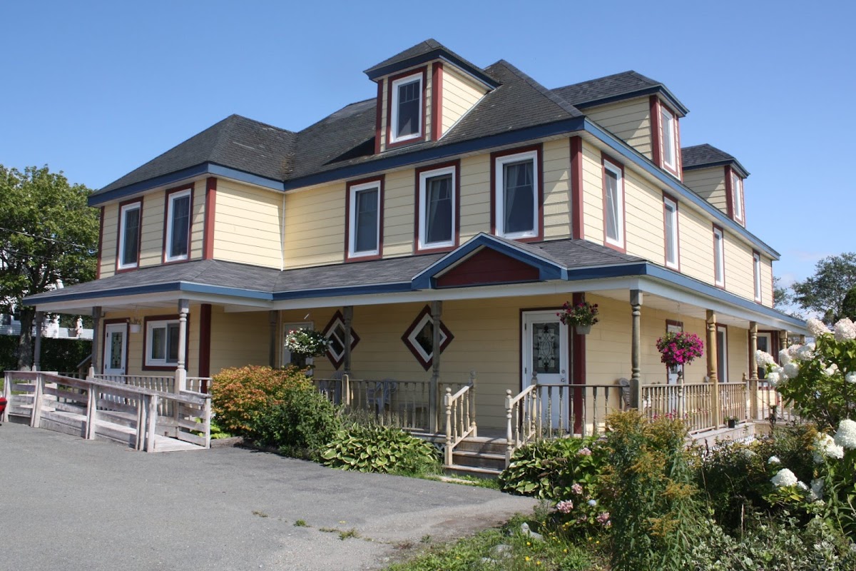 Pepperell Place Inn Inc photo 3