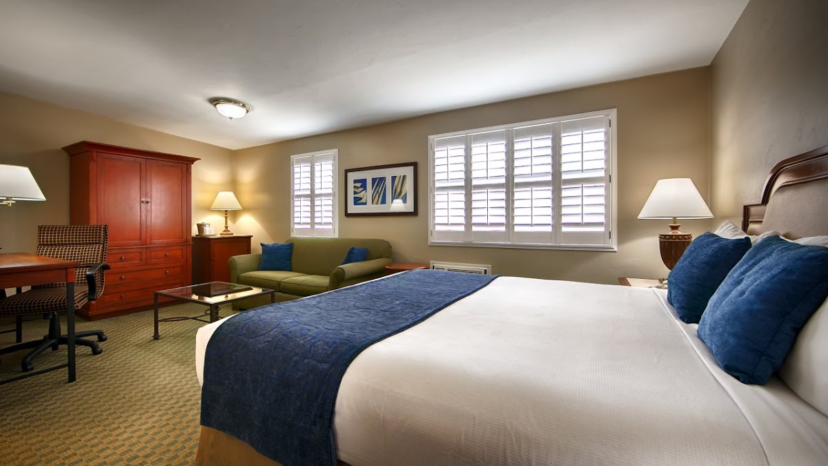 La Avenida Inn photo 2