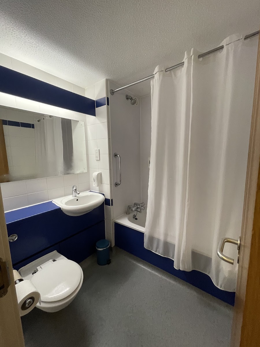 Travelodge Dartford photo 3