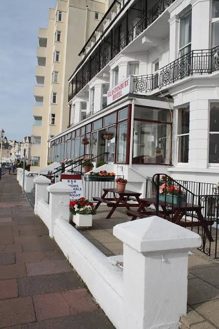 Glastonbury Hotel