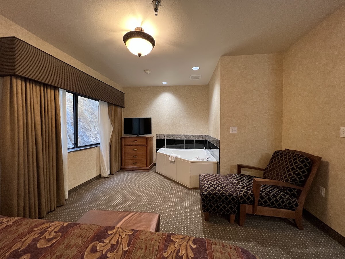 Rushmore Express Inn & Family Suites photo 2