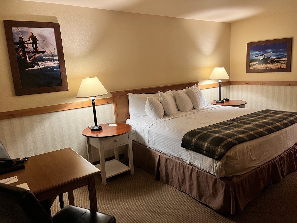 Cousins' Country Inn photo 2
