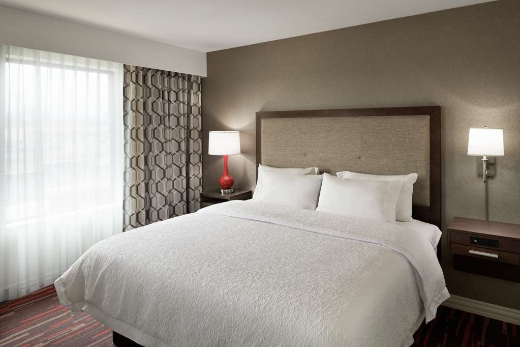Hampton Inn & Suites St. Louis/Alton photo 3