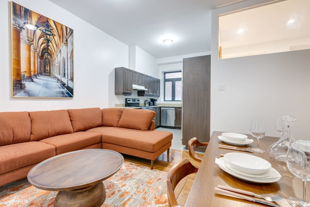 M11 | Boulevard Suites photo 3