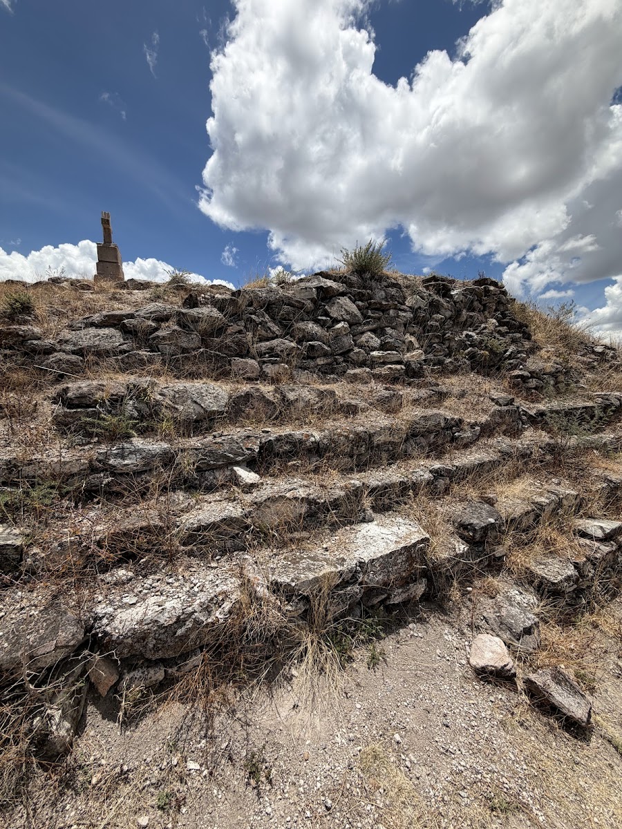 Zona Arqueológica De Huijazoo, Tumba 5