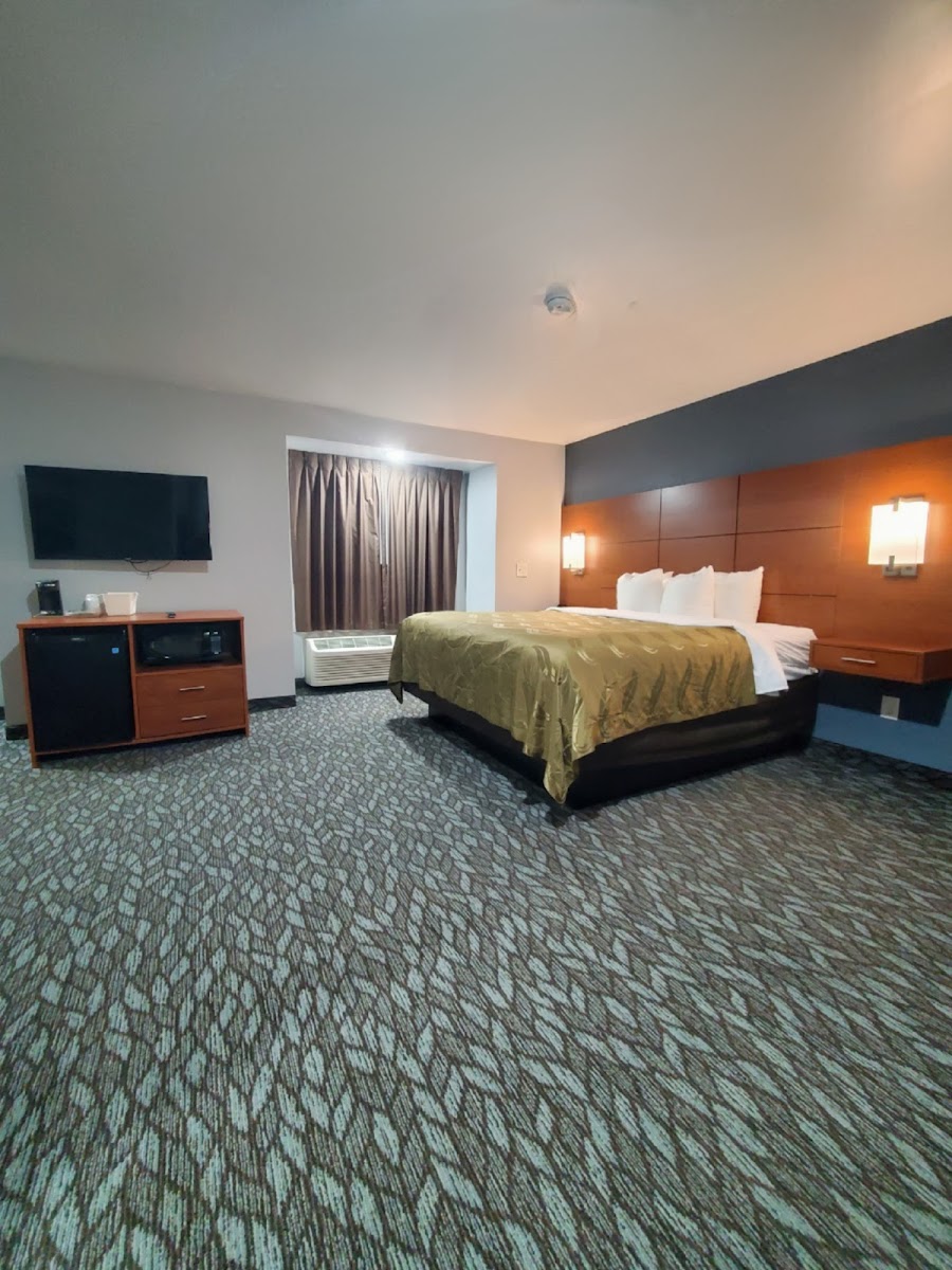 Quality Inn & Suites Watertown Fort Drum photo 2