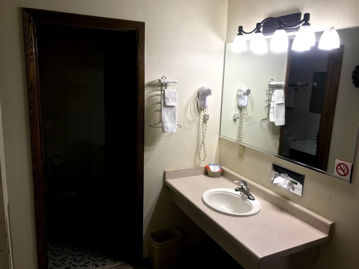 Room 8