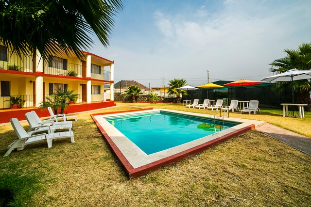 Capital O Hotel Villa Esperanza photo 3