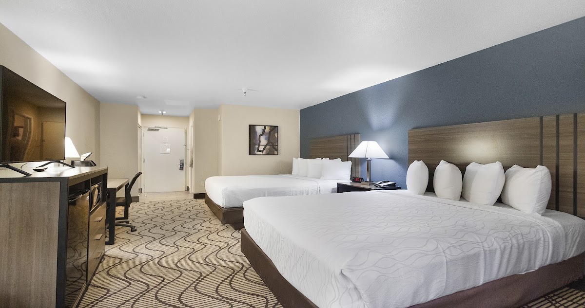 Best Western Plus Heritage Inn photo 2