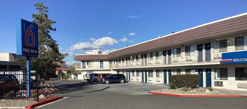 Motel 6 Reno, NV - Livestock