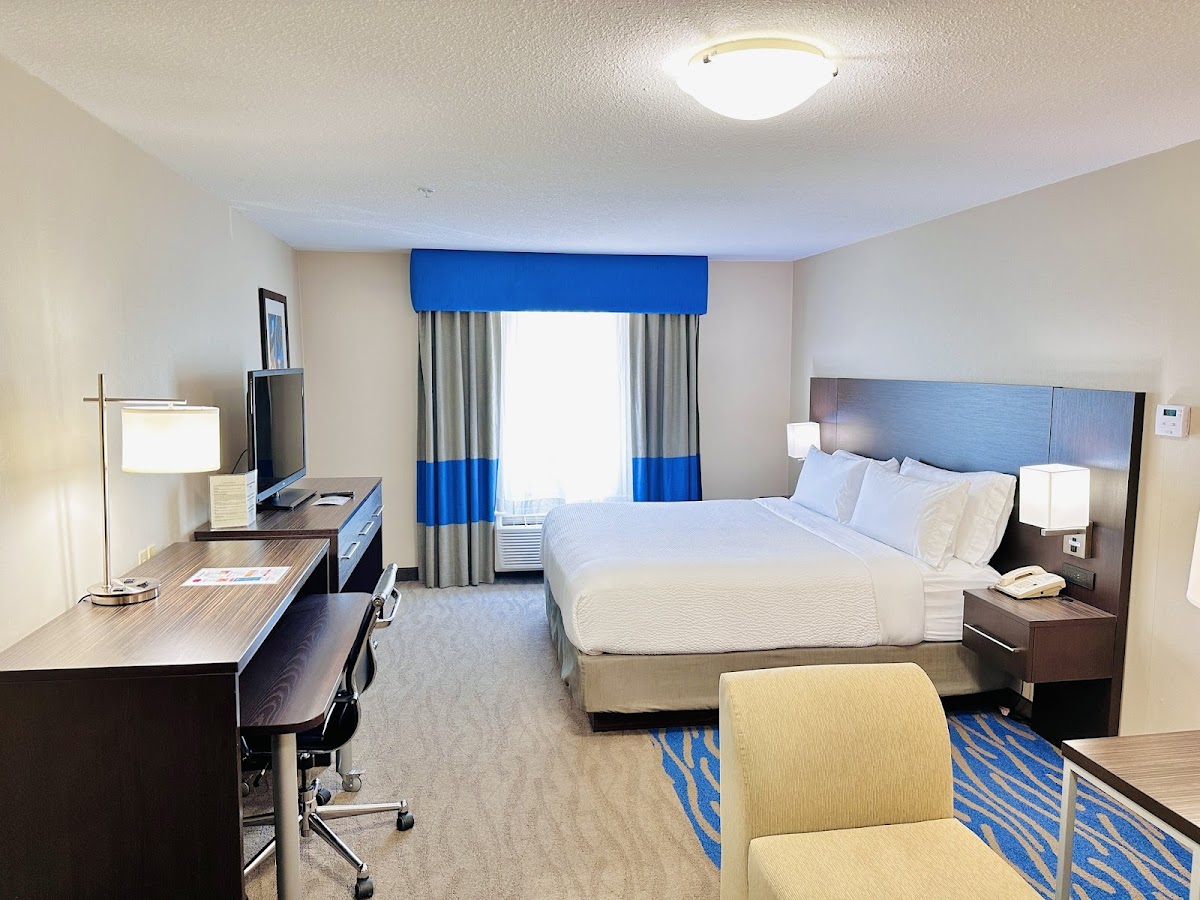 Holiday Inn & Suites Regina by IHG photo 2