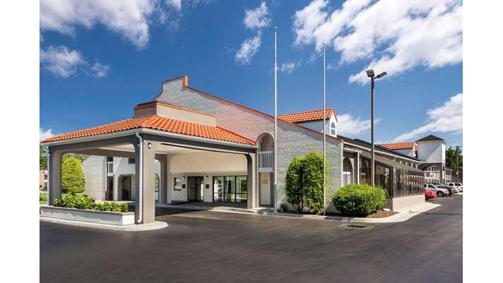 Rodeway Inn At Fort Lee