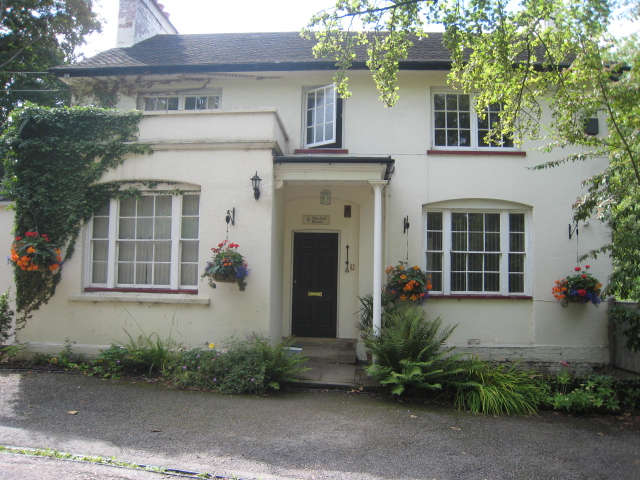 Bluebell House - BOOK DIRECT for Best Rates