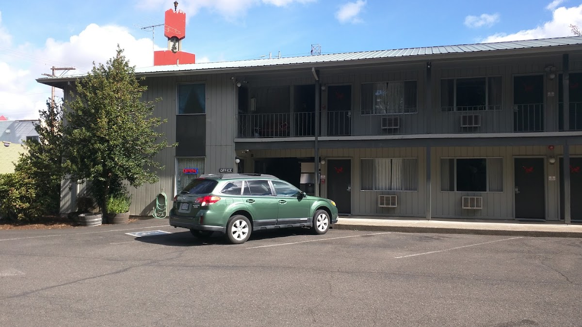 Red Fox Motel
